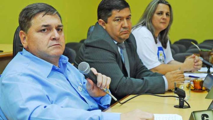 Vereadores levantam questionamentos sobre processo licitat&oacute;rio