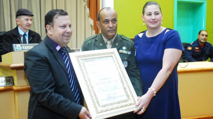C&acirc;mara de Vereadores concede t&iacute;tulo de Cidadania Honoraria ao Sargento Apolin&aacute;rio dos Santos