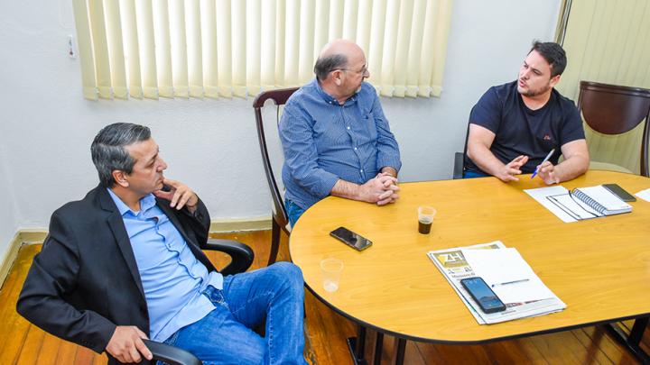 DEPUTADO ESTADUAL ALO&Iacute;SIO CLASSMANN VISITA O GABINETE DA PRESID&Ecirc;NCIA