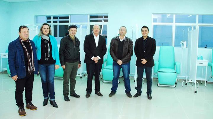 Hospital Santo &Acirc;ngelo inaugura espa&ccedil;o destinado ao centro de infus&atilde;o de imunobiol&oacute;gicos (oncologia e reumotologia)