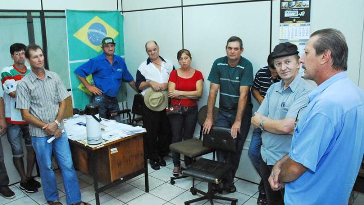 AGRICULTORES REIVINDICAM MELHORIAS URGENTES NO INTERIOR