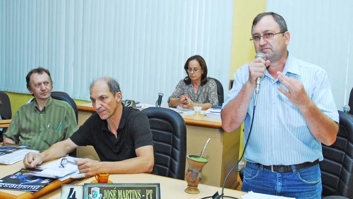 Vereadores do PT querem passe livre em coletivos