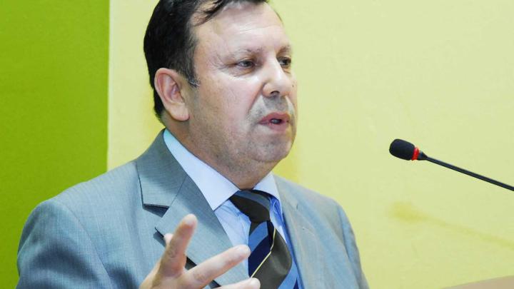 Projeto de lei visa conceder isen&ccedil;&atilde;o sobre os servi&ccedil;os de m&aacute;quinas pesadas em pequenas propriedades rurais do Munic&iacute;pio