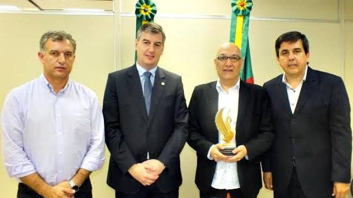 Jacques Barbosa re&uacute;ne-se com Secret&aacute;rio Estadual de Cultura para apresenta&ccedil;&atilde;o do 4&ordm; Festival de Cinema 