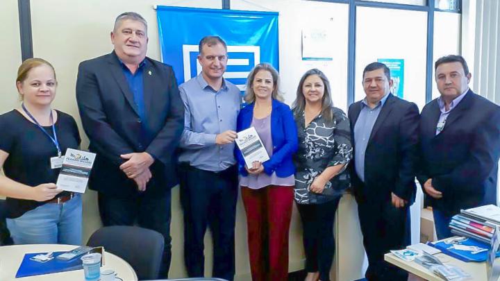 Lideran&ccedil;as de Santo &Acirc;ngelo firmam parceria com Corsan e Banrisul para a 9&ordf; FEAAGRI Miss&otilde;es