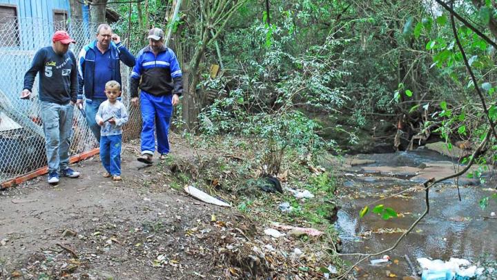 Vereador Corazza solicita o reassentamento das fam&iacute;lias que residem no &ldquo;Beco Escadinha&rdquo;