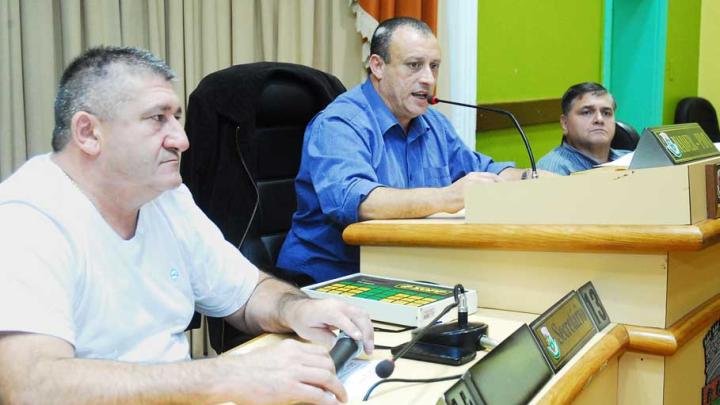 Vereadores solicitam esclarecimentos por parte do Executivo