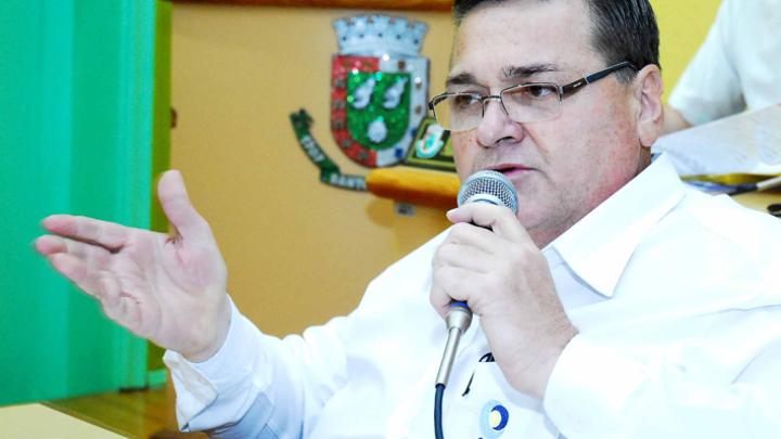 Projeto de lei prev&ecirc; multa para quem jogar lixo nas ruas de Santo &Acirc;ngelo